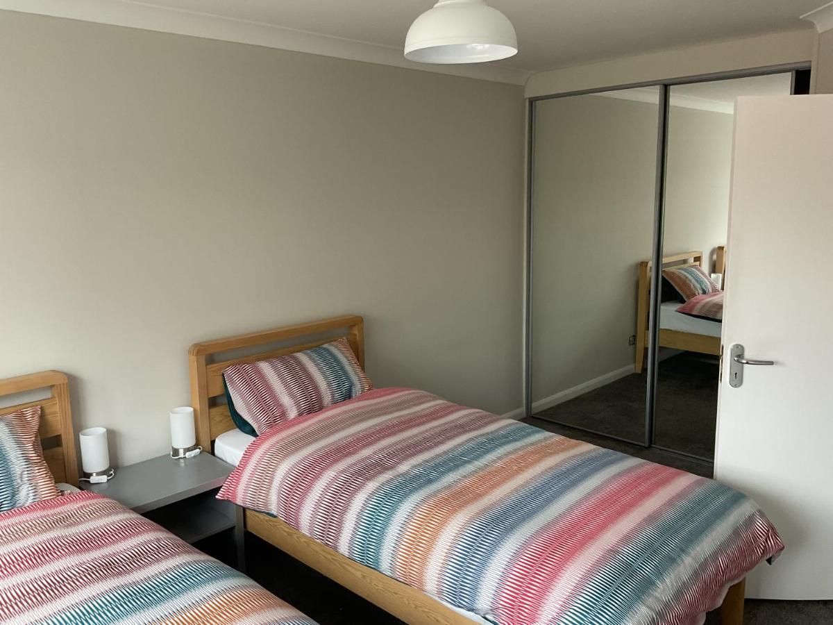 Large 2-Bedroom Maisonette With Free Parking Twickenham Exterior foto